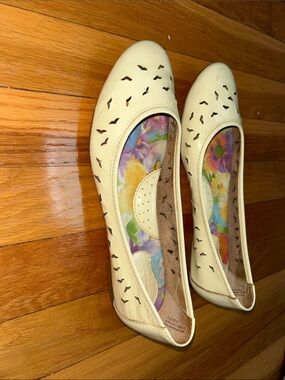 Born Cream Perforated Ballet Flats
